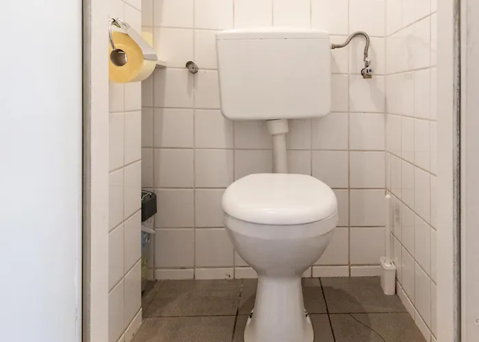 דירה Comfortable 2br & Well Connected *